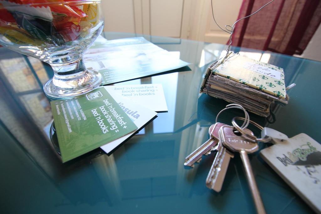 Bed 'N Books Bed and Breakfast Sassari Exterior foto