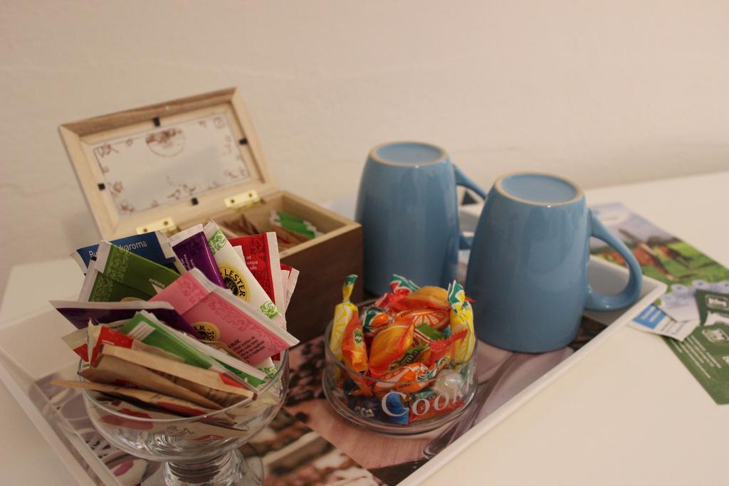 Bed 'N Books Bed and Breakfast Sassari Exterior foto