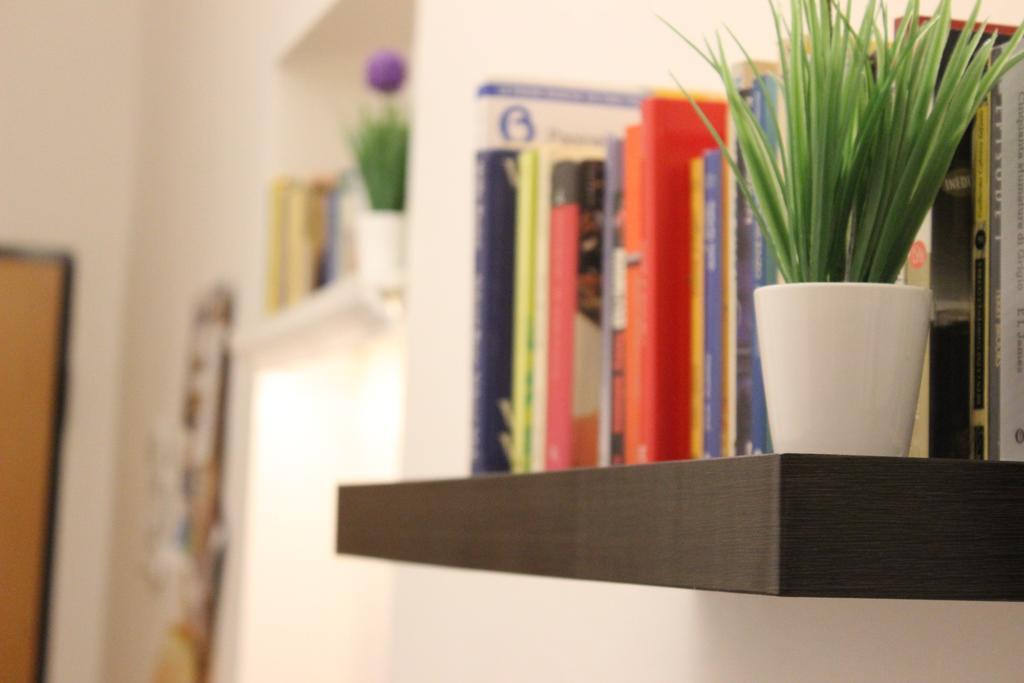 Bed 'N Books Bed and Breakfast Sassari Exterior foto